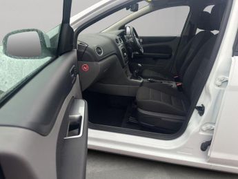 Ford Focus 1.6 Sport 5dr