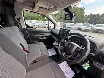 Citroen Berlingo AUTO LWB L2H1 Driver 950 Air Con Alloys Camera Nav Sensors EURO 