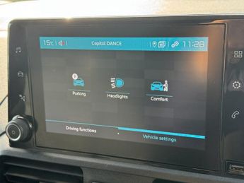 Citroen Berlingo AUTO LWB L2H1 Driver 950 Air Con Alloys Camera Nav Sensors EURO 