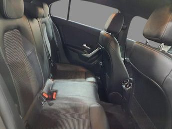 Mercedes-Benz A Class A200d Sport Hatchback 5dr Diesel 8G-DCT Euro 6 (s/s) (150 ps)