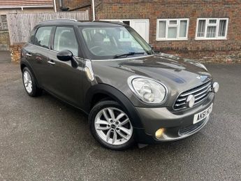 MINI Countryman COOPER D 1.6 5 DR 6 SPEED MANUAL. 35 ROAD TAX.