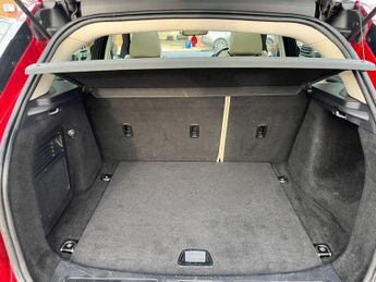 Land Rover Range Rover Evoque 2.2 SD4 Pure Auto 4WD Euro 5 5dr