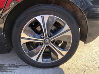 Nissan LEAF TEKNA electric 75,000 miles, service history, good specification