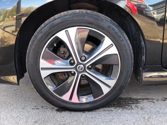 Nissan LEAF TEKNA electric 75,000 miles, service history