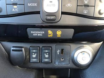 Nissan LEAF TEKNA electric 75,000 miles, service history