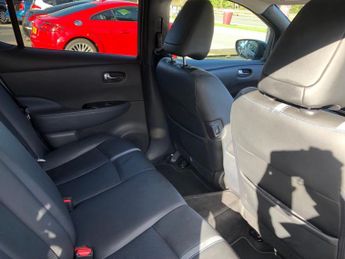 Nissan LEAF TEKNA electric 75,000 miles, service history