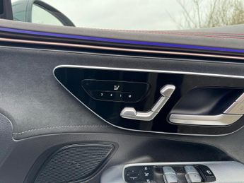 Mercedes-Benz EQE EQE 300 AMG Line Premium Auto Electric 89KWH PAN ROOF/MEMORY SEA