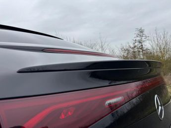 Mercedes-Benz EQE EQE 300 AMG Line Premium Auto Electric 89KWH PAN ROOF/MEMORY SEA