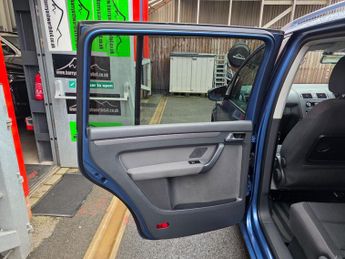 Volkswagen Touran SE TDI DSG