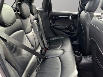 Mini Hatch 1.5 Cooper Sport Steptronic Euro 6 (s/s) 5dr