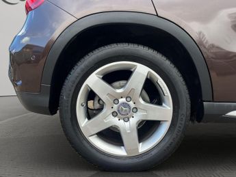 Mercedes-Benz GLA 2.1 GLA220d AMG Line (Premium Plus) 7G-DCT 4MATIC Euro 6 (s/s) 5