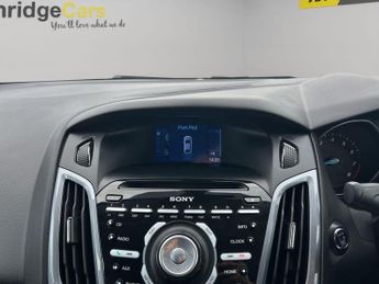 Ford Focus 1.6 Titanium Navigator Powershift Euro 5 5dr