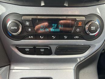 Ford Focus 1.6 Titanium Navigator Powershift Euro 5 5dr