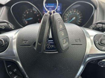 Ford Focus 1.6 Titanium Navigator Powershift Euro 5 5dr