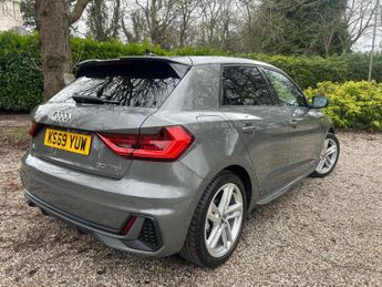 Audi A1 1.0 TFSI 30 S line Sportback S Tronic Euro 6 (s/s) 5dr