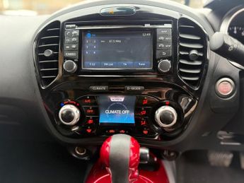 Nissan Juke 1.6 Tekna SUV 5dr Petrol XTRON