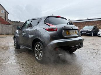 Nissan Juke 1.6 Tekna SUV 5dr Petrol XTRON
