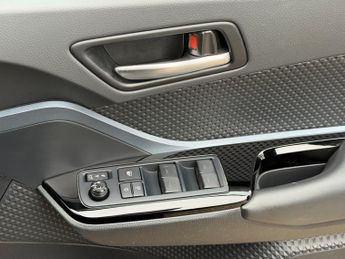 Toyota C-HR DESIGN