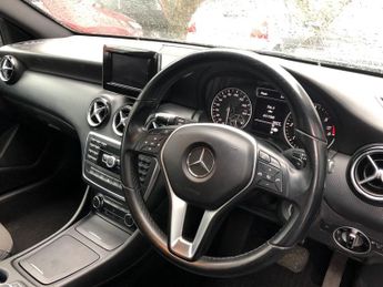 Mercedes-Benz A Class A180 CDI BLUEEFFICIENCY SE automatic, £20 road tax, service hist