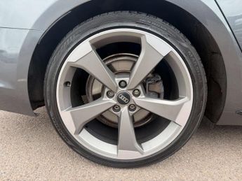 Audi A4 2.0 A4 Black Edition TFSI Semi-Auto 5dr