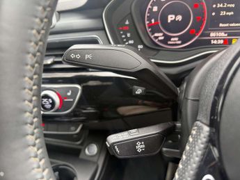 Audi A4 2.0 A4 Black Edition TFSI Semi-Auto 5dr