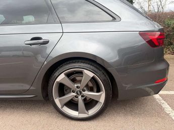 Audi A4 2.0 A4 Black Edition TFSI Semi-Auto 5dr
