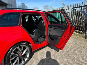 Skoda Superb SPORTLINE TDI DSG