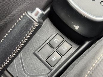 Toyota Yaris VVT-I ICON M-DRIVE S
