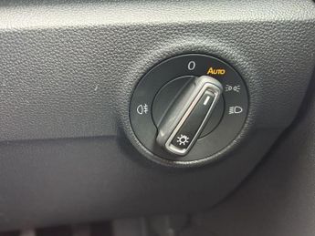 Volkswagen T-Roc 1.5 TSI EVO SE DSG Euro 6 (s/s) 5dr