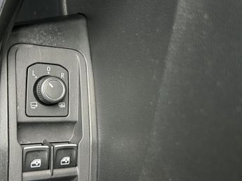 Volkswagen T-Roc 1.5 TSI EVO SE DSG Euro 6 (s/s) 5dr