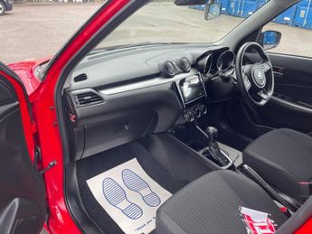 Suzuki Swift SZ5 DUALJET MHEV SAT NAV REAR CAMERA AUTOMATIC 8,000 MILES
