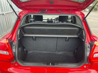 Suzuki Swift SZ5 DUALJET MHEV SAT NAV REAR CAMERA AUTOMATIC 8,000 MILES