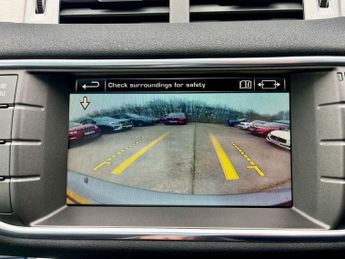 Land Rover Range Rover Evoque 2.2 SD4 Dynamic Auto 4WD Euro 5 (s/s) 5dr