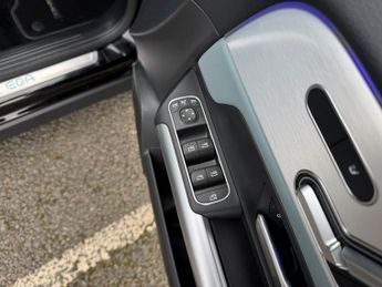 Mercedes-Benz EQA EQA 350 4Matic AMG Line Premium Plus Auto Electric 66 KWH PAN RO