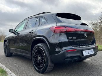 Mercedes-Benz EQA EQA 350 4Matic AMG Line Premium Plus Auto Electric 66 KWH PAN RO