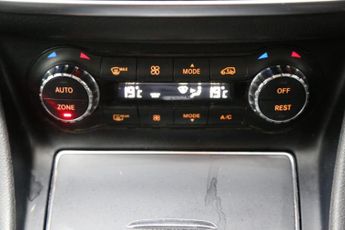 Mercedes-Benz GLA 1.6 GLA180 AMG Line Edition 7G-DCT Euro 6 (s/s) 5dr