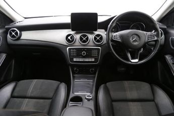 Mercedes-Benz GLA 1.6 GLA180 Urban Edition 7G-DCT Euro 6 (s/s) 5dr