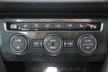 Volkswagen Tiguan 2.0 TDI R-Line DSG Euro 6 (s/s) 5dr