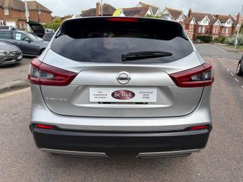 Nissan Qashqai 1.3 DIG-T TEKNA DCT AUTOMATIC
