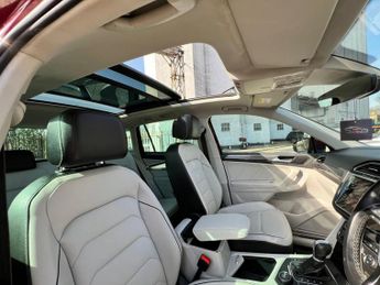 Volkswagen Tiguan SEL TDI 4MOTION DSG