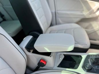 Volkswagen Tiguan SEL TDI 4MOTION DSG
