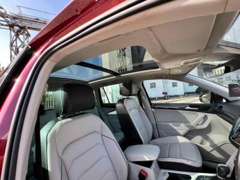 Volkswagen Tiguan SEL TDI 4MOTION DSG