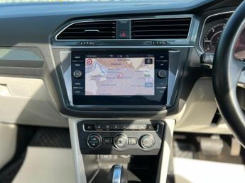 Volkswagen Tiguan SEL TDI 4MOTION DSG