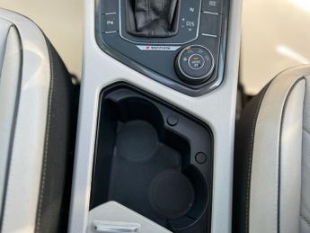 Volkswagen Tiguan SEL TDI 4MOTION DSG