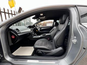 Mercedes-Benz C Class C220 CDI AMG SPORT EDITION