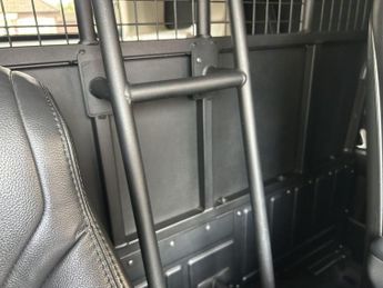 Land Rover Discovery 2.0 SD4 S Auto 4WD Euro 6 (s/s) 5dr