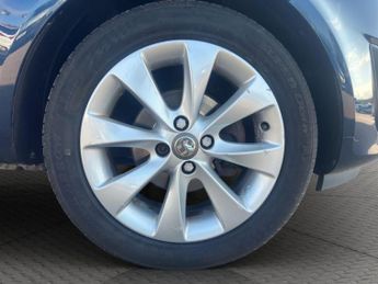 Vauxhall Corsa 1.2 16V Excite Euro 5 3dr (A/C)