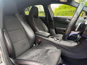 Mercedes-Benz GLA 2.1 GLA220d AMG Line (Executive) 7G-DCT 4MATIC Euro 6 (s/s) 5dr