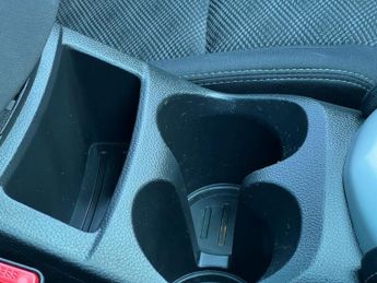 Nissan Qashqai 1.2 DIG-T N-Connecta SUV 5dr Petrol XTRON 2WD Euro 6 (115 ps)