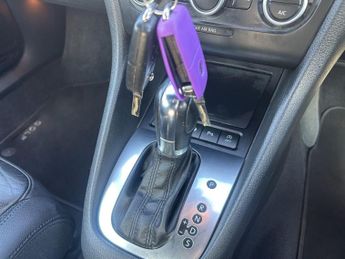 Volkswagen Golf 2.0 TDI BlueMotion Tech GT Cabriolet DSG Euro 5 (s/s) 2dr